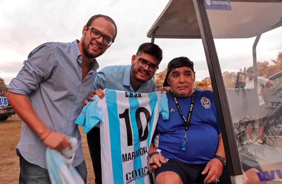 El encuentro de Felipe Martínez Garbino con Diego Maradona