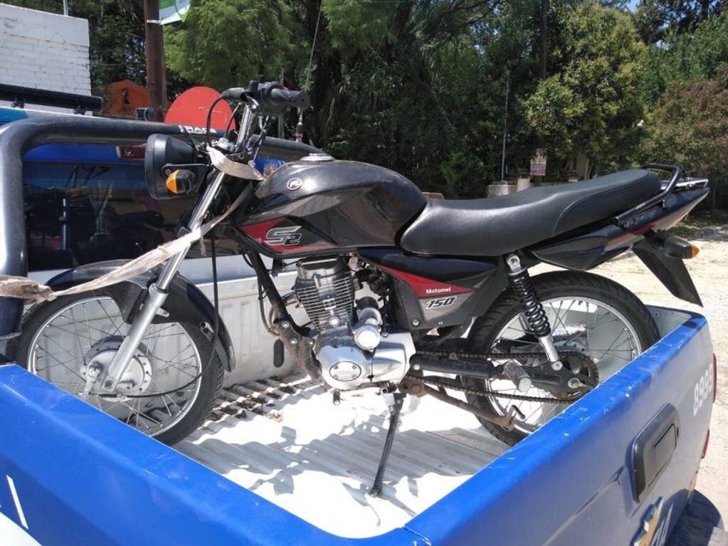 Motocicleta 150 cc, sin dominio visible, secuestrada por la Policía de la Sub comisaría de Anisacate.