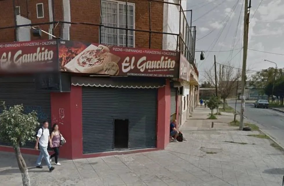 La pizzería de La Matanza donde balearon a un empleado.