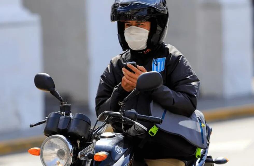 En Ituzaingó no permiten acompañantes en motos para evitar contagios (Foto: imagen ilustrativa/NA)
