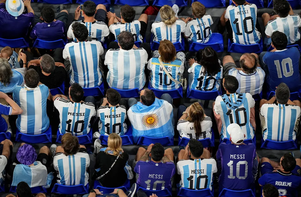 Argentina sueña con la Copa del Mundo y los hinchas preparan un recibimiento inolvidable (AP)
