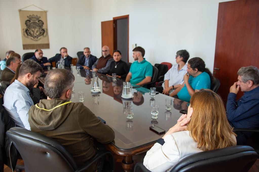 Reunión de autoridades de la UNC con representantes de la Federación Universitaria de Córdoba, la gremial San Martín y el gremio docente Adiuc. (UNC)