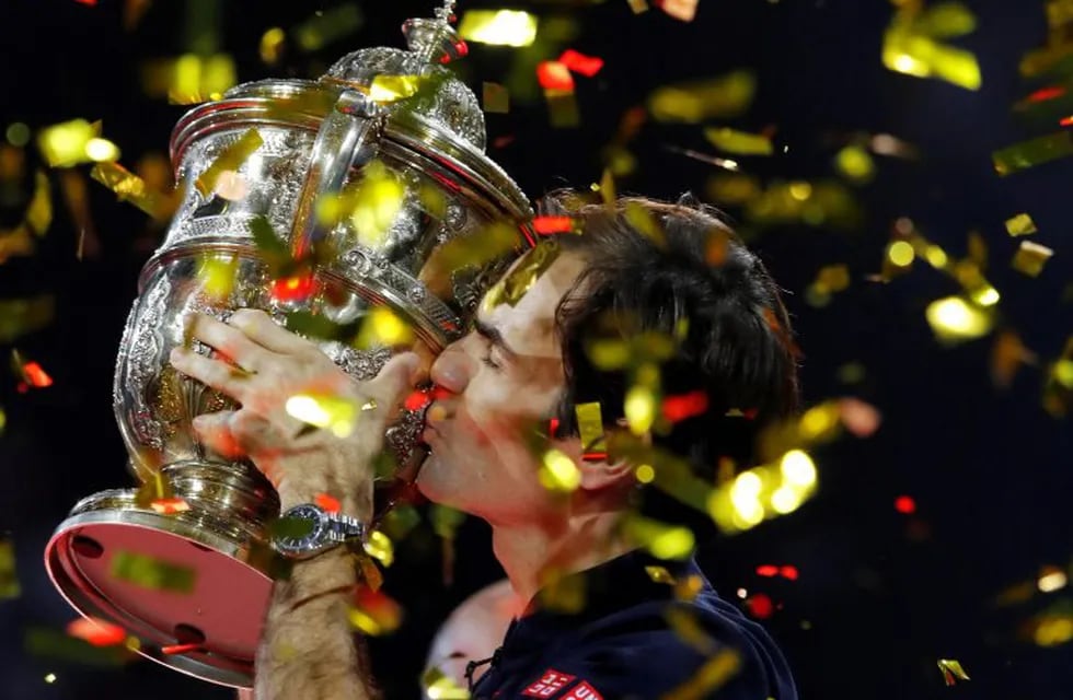 Tenis: Roger Federer ganó su noveno título en Basilea (Foto: Arnd Wiegmann/REUTERS)