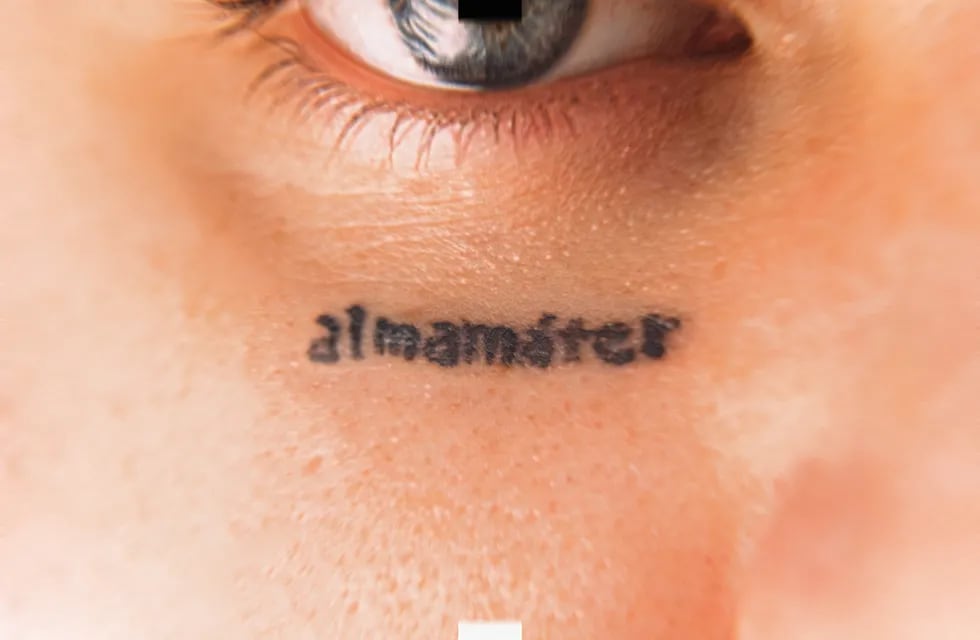 Asan está de estrenó con el lanzamiento de “Almamáter”, su álbum debut.
