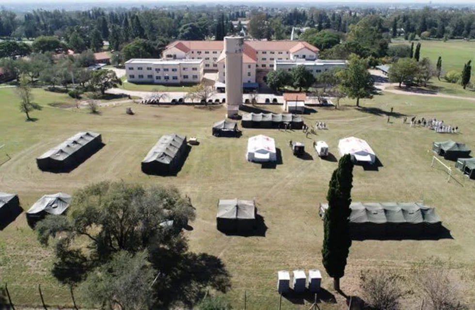 Desde este martes comenzará a funcionar un hospital de campaña del Ejército destinado a pacientes con Covid-19 en la localidad de Monte Buey (Twitter Gobierno de Córdoba).