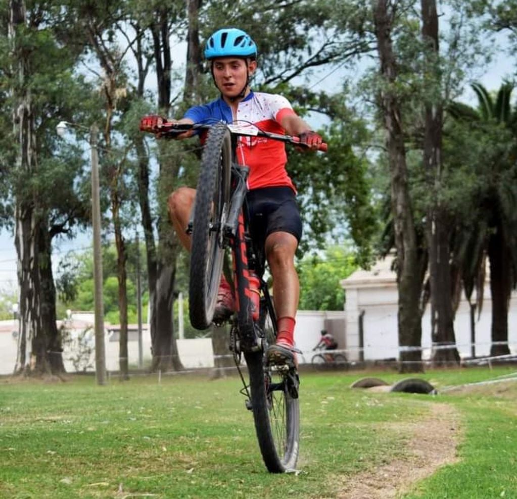 Lorenzo Badino Mountain Bike Arroyito