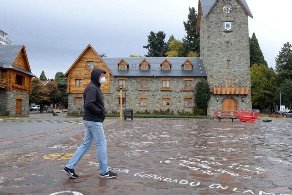 San Carlos de Bariloche ingresó en la categoría de circulación comunitaria de coronavirus (web).