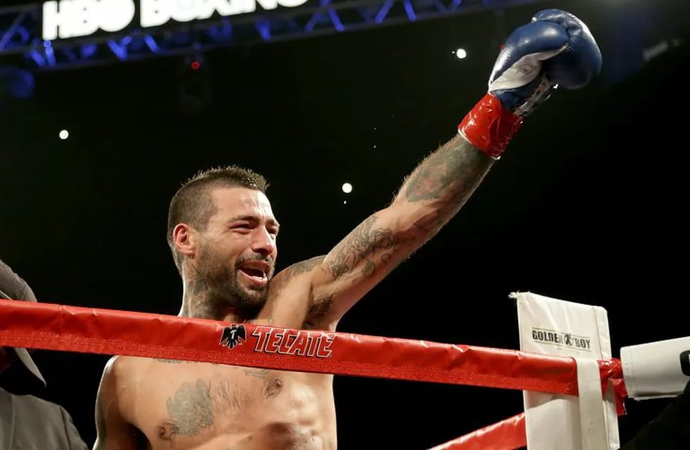 INGLEWOOD, CA - JANUARY 27: Lucas Matthysse of Argentina celebrates his victory over Tewa Kiram of Thailand at The Forum on January 27, 2018 in Inglewood, California.   Jeff Gross/Getty Images/AFP\n== FOR NEWSPAPERS, INTERNET, TELCOS & TELEVISION USE ONLY ==