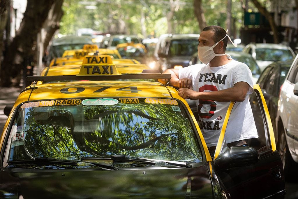 La mototaxi sería una alternativa a los servicios del taxi o remis. 