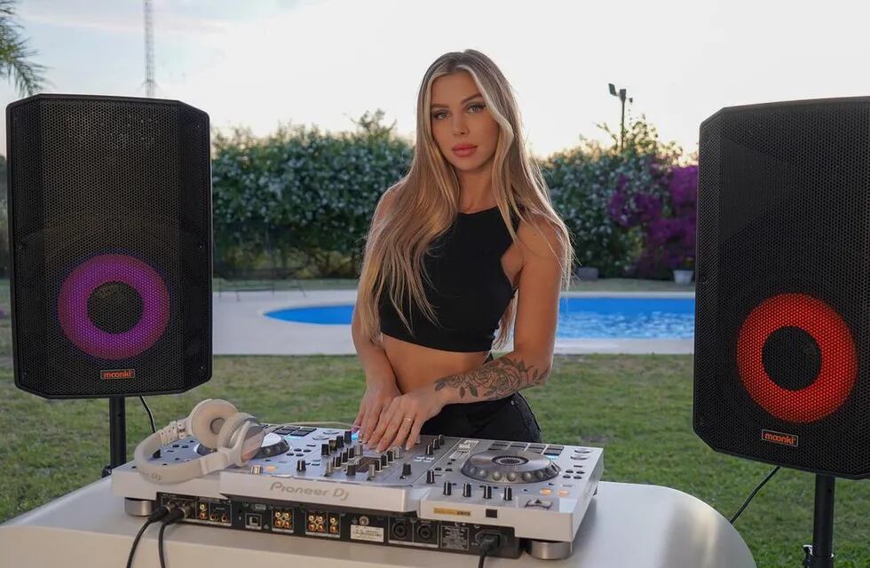 Romina Malaspina encontró su nueva pasión y deslumbra como DJ.