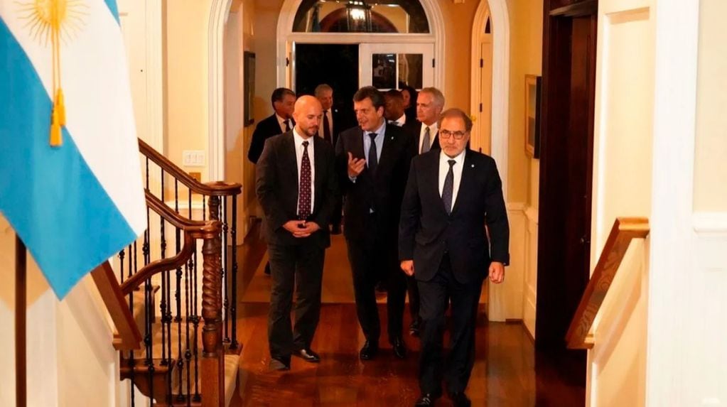 El ministro de Economía, Sergio Massa, anunció la firma del acuerdo pautada para este lunes en el Centro Cultural Kirchner. (Foto: Ministerio de Economía).