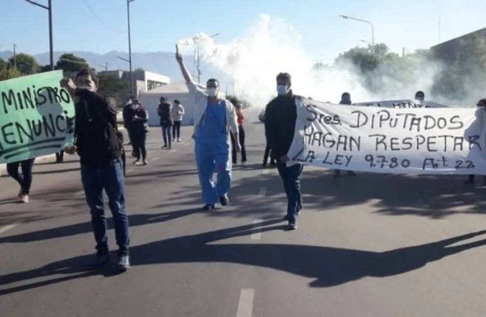 Trabajadores de la Salud Riojana realizaron una jornada de protesta