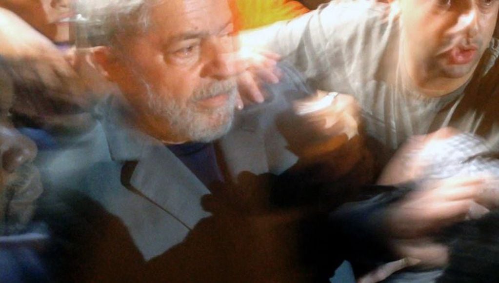 Lula da Silva fue trasladado desde San Pablo hasta la prisión de Curitiba. / AFP PHOTO / Jefferson Coppola/VEJA / Jefferson Coppola/VEJA /