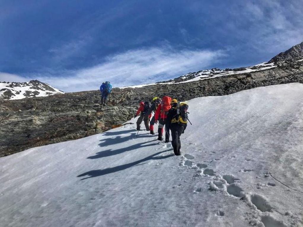 Comisión de Auxilio Ushuaia - Glaciar Martial