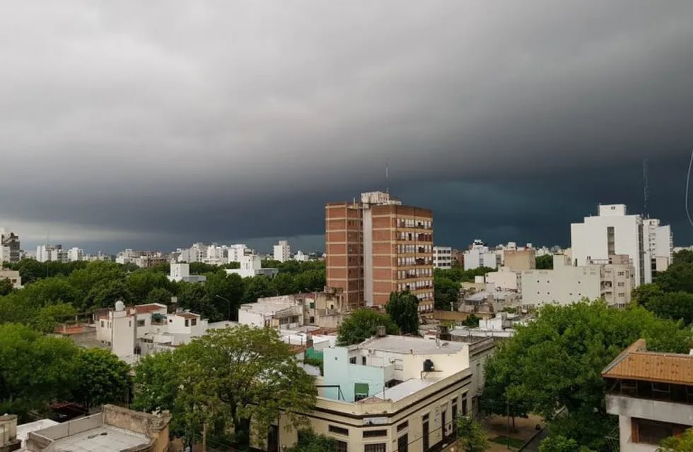Tormenta en Capital y Gran Buenos Aires (Foto: Twitter/@norberlopez)