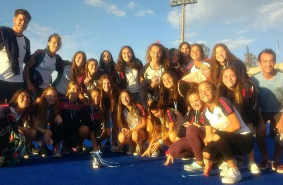 Las chicas cordobesas lograron la medalla de bronce en el Campeonato Argentino Sub 16.