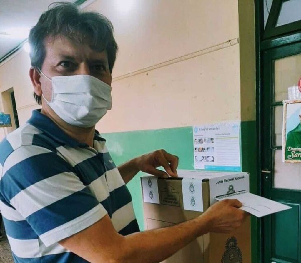 PASO 2021 en Misiones | Gaspar Dudek, intendente de Cerro Azul, emitió su voto.