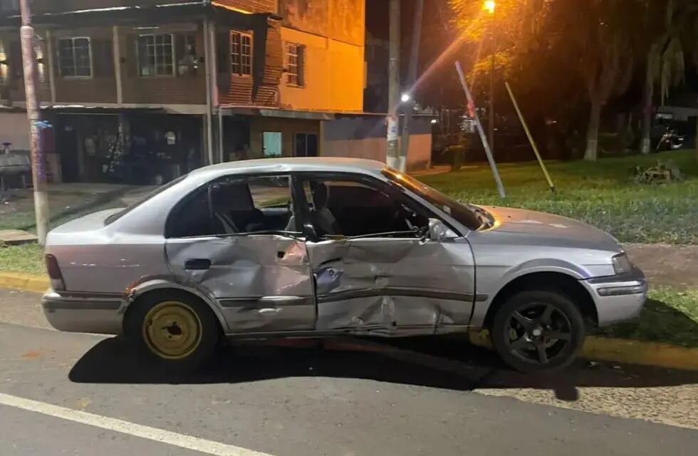 Trágico accidente en Posadas: motociclista falleció luego de un choque con un automóvil.