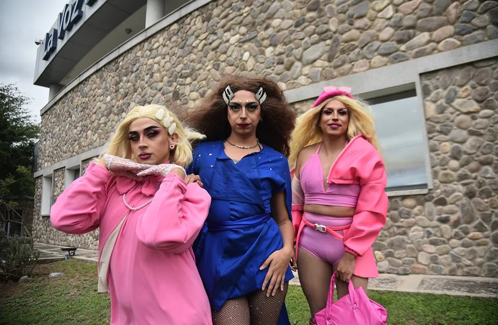 Camionera Travesti, Mistika y Veronika Secret son drag queens de Córdoba que buscar hacer visible un arte único.