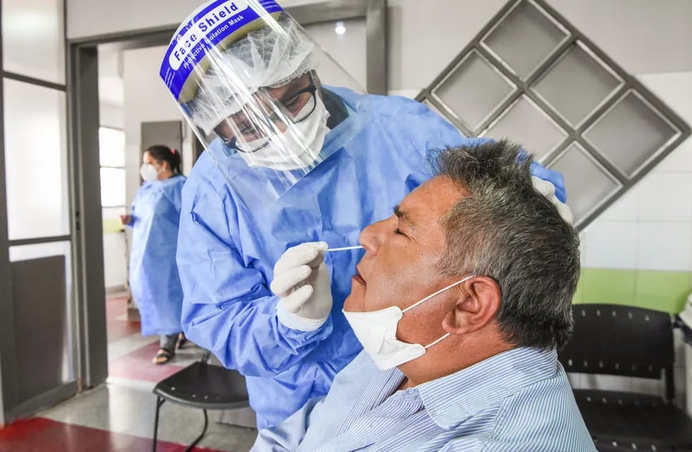 Argentina registró el menor número de contagios en las últimas semanas. 41.978 nuevos infectados y 179 nuevas muertes.