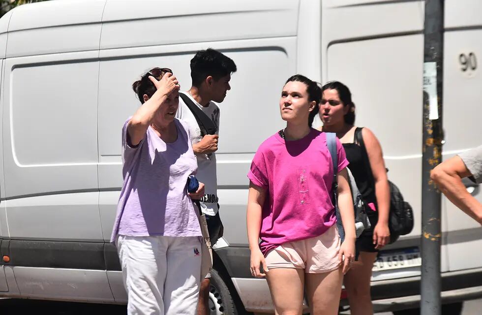 Jornadas de intenso calor en la ciudad de Córdoba, con temperatura que alcanzan los 40 grados.