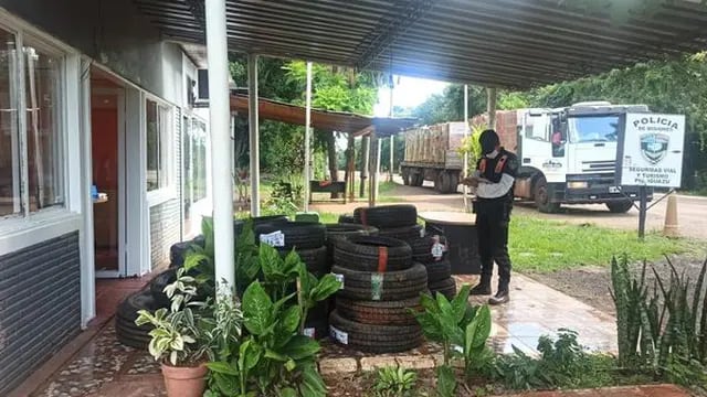 Secuestran neumáticos de contrabando en Puerto Iguazú