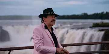 Antonio Ríos filmó parte de su nuevo sencillo “No puedo más” en las Cataratas del Iguazú