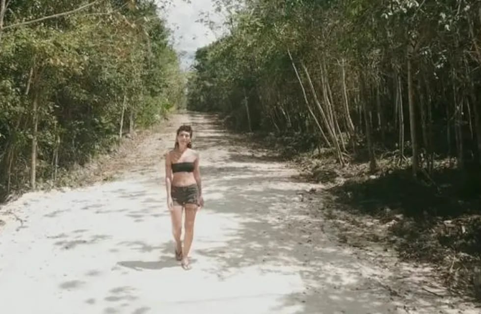 Sol Pereyra en su video Amanece.