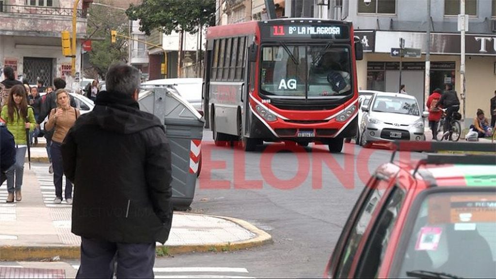 Paro de colectivos en Paraná (ElOnce)