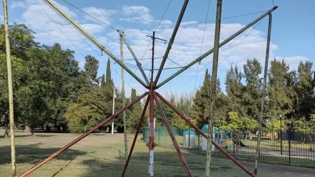 Clausura juego mecánico San Rafael