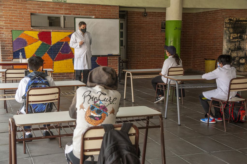 Burbujas en el aula. (Foto: Web)