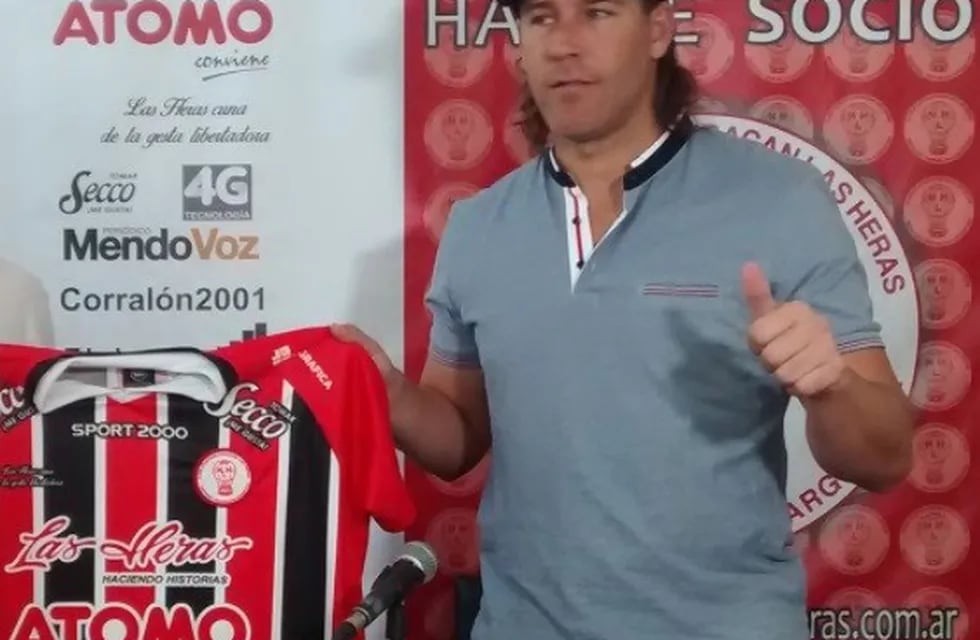 Gustavo Reggi dejará Huracán Las Heras como director técnico.