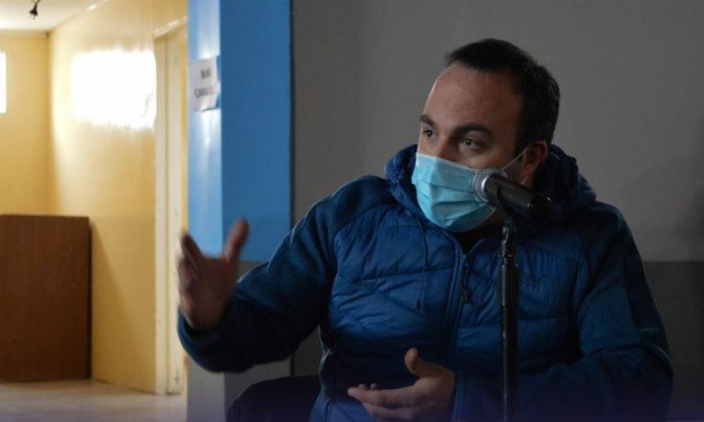doctor Javier Lerena, director asociado del Hospital Regional de Río Gallegos,