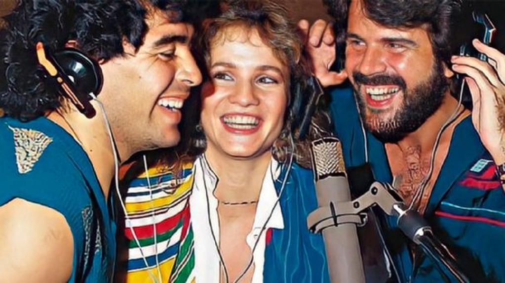 Diego Maradona y Lucía Galán tuvieron un breve romance.
