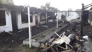 Locales incendiados en el pedio San Expedito en Monte Comán