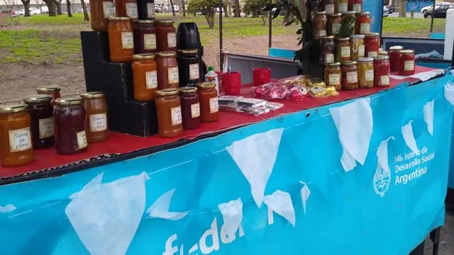 De la mano de un centro de jubilados, la Feria del Bien Vivir llega a Barrio Belgrano