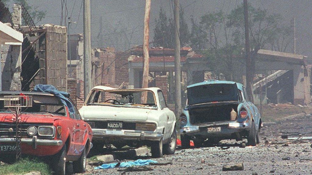 El desastre. Así quedó Río Tercero en noviembre de 1995. La voladura de la fábrica militar dejó muertos y decenas de heridos (LaVoz/Archivo)