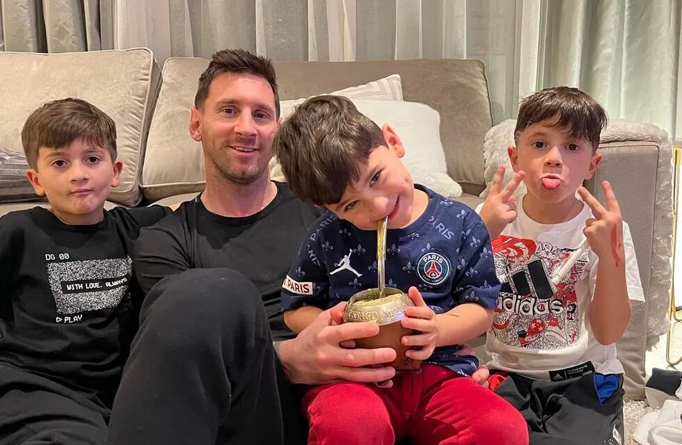 El tierno video de Lionel Messi junto a Thiago, Mateo y Ciro, con una vista privilegiada.