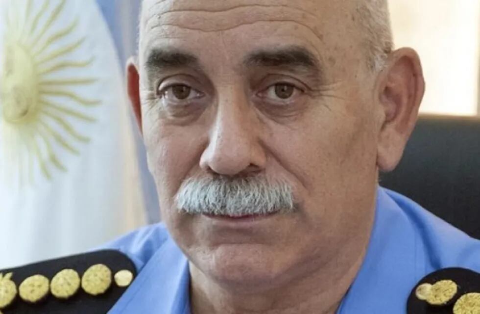 El ex jefe de la Policía y ex Diputado en Chubut, Juan Luis Ale, fue condenado por haber cometido abuso sexual a las hijas de su pareja cuando eran menores de edad.