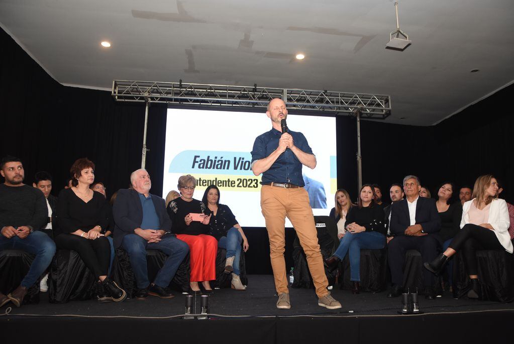 Fabian Violo lanzó su campaña 2023 para intendente en Tránsito