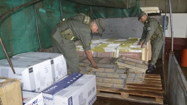 Gendarmería interceptó mercaderías de contrabando en Bernardo de Irigoyen