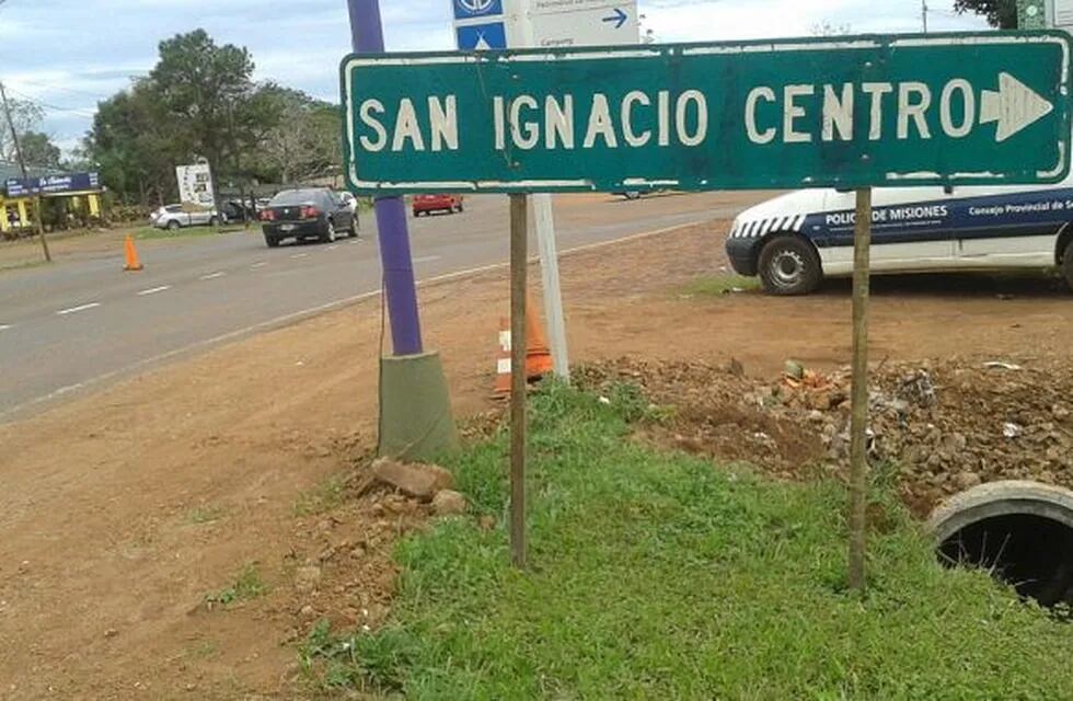San Ignacio está ubicado a unos 64 kilómetros de Posadas por ruta 12