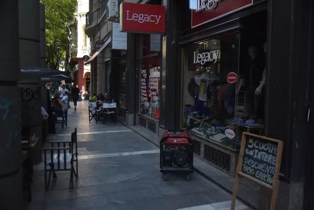 Comerciantes de Córdoba contra el aumento de la luz.