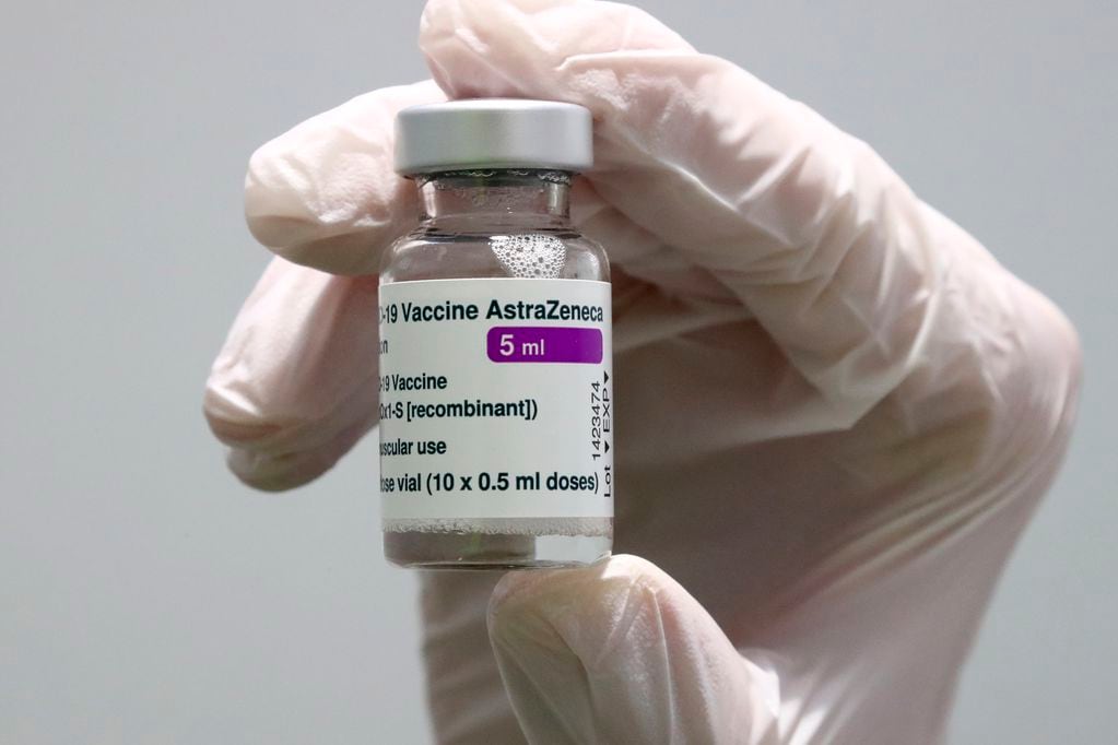 ARCHIVO - Vacuna AstraZeneca. (AP Foto/Matthias Schrader, archivo)