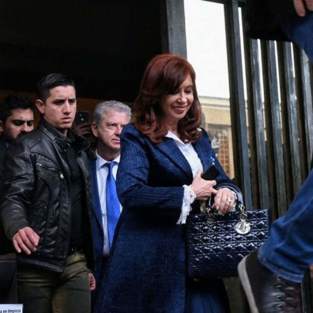 Las pensiones de Cristina Kirchner superan los 4 millones de pesos. 
