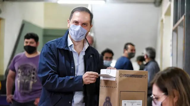 PASO Córdoba 2021: votación de Martín Gill