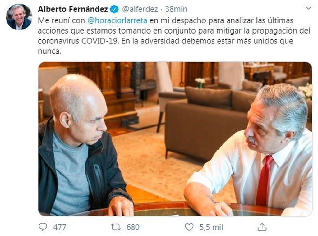 Alberto Fernández recibió a Horacio Rodríguez Larreta en la Casa Rosada. (Twitter/@alferdez)
