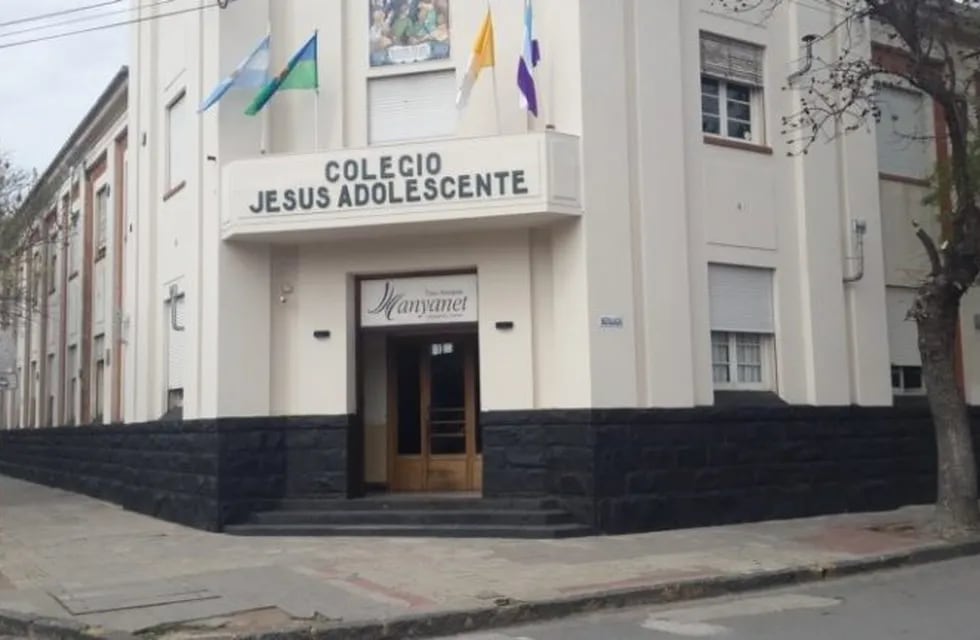 Colegio Jesús Adolescente Tres Arroyos (web)
