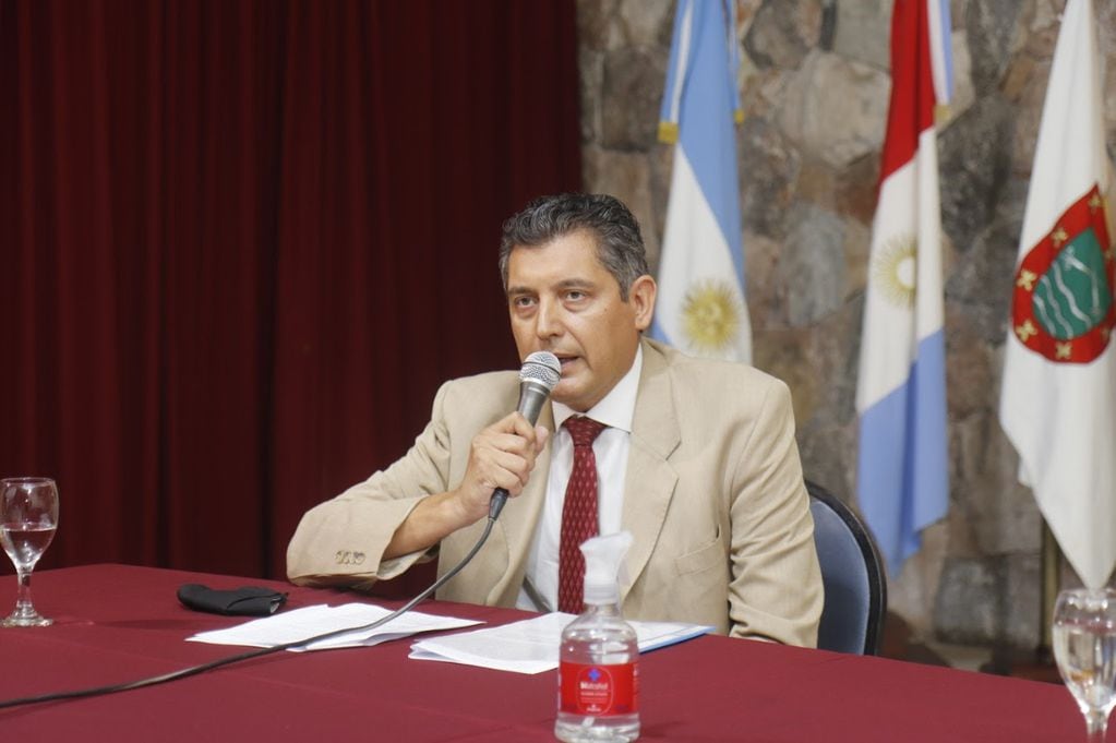 Darío Zeino y Darío Pérez en conferencia de prensa.