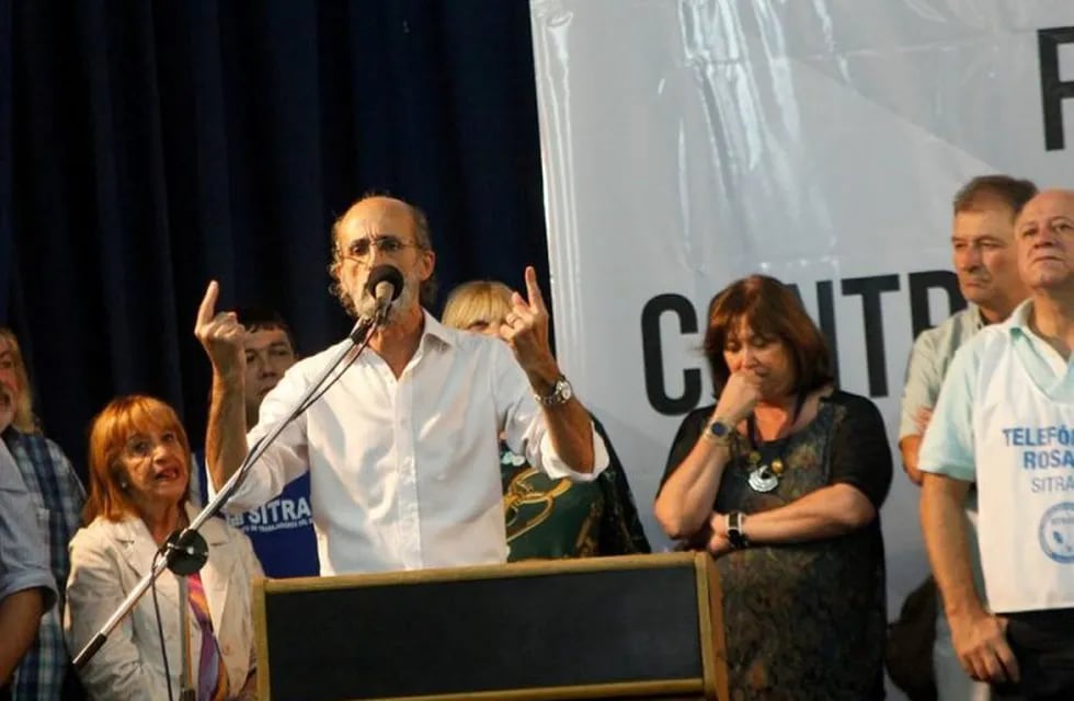 El titular del gremio de los bancarios, Matías Layu00fas, anticipó cómo seru00e1 la protesta del movimiento sindical en Rosario.